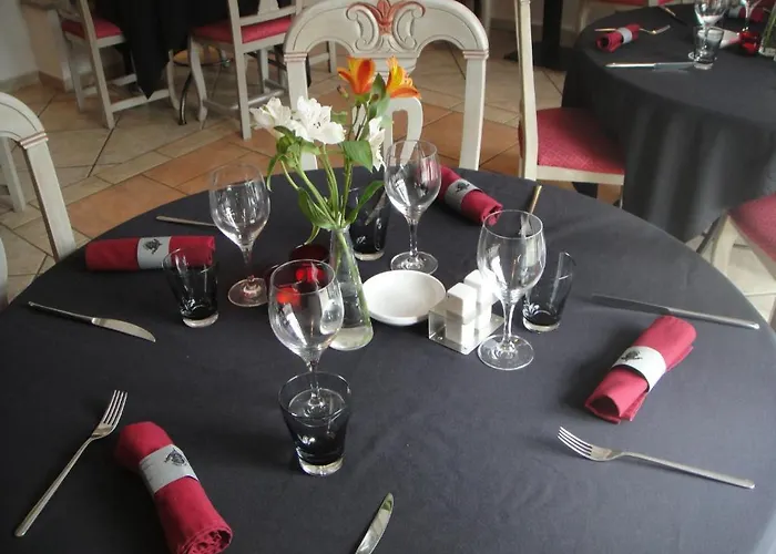 招待所 栅栏广场酒店 卡尔卡松